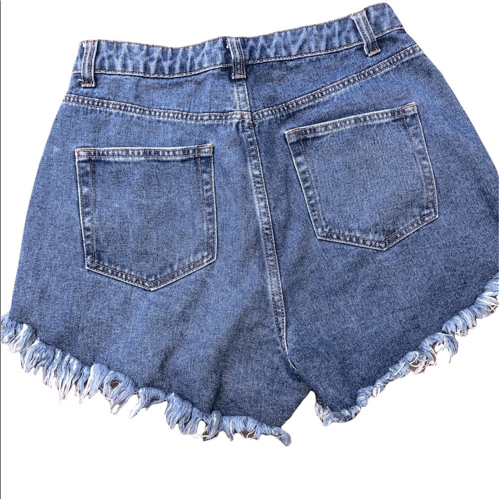 Wild Fable size 6 high rise distressed denim short - Picture 2 of 4